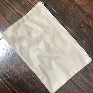 American Apparel Pouch